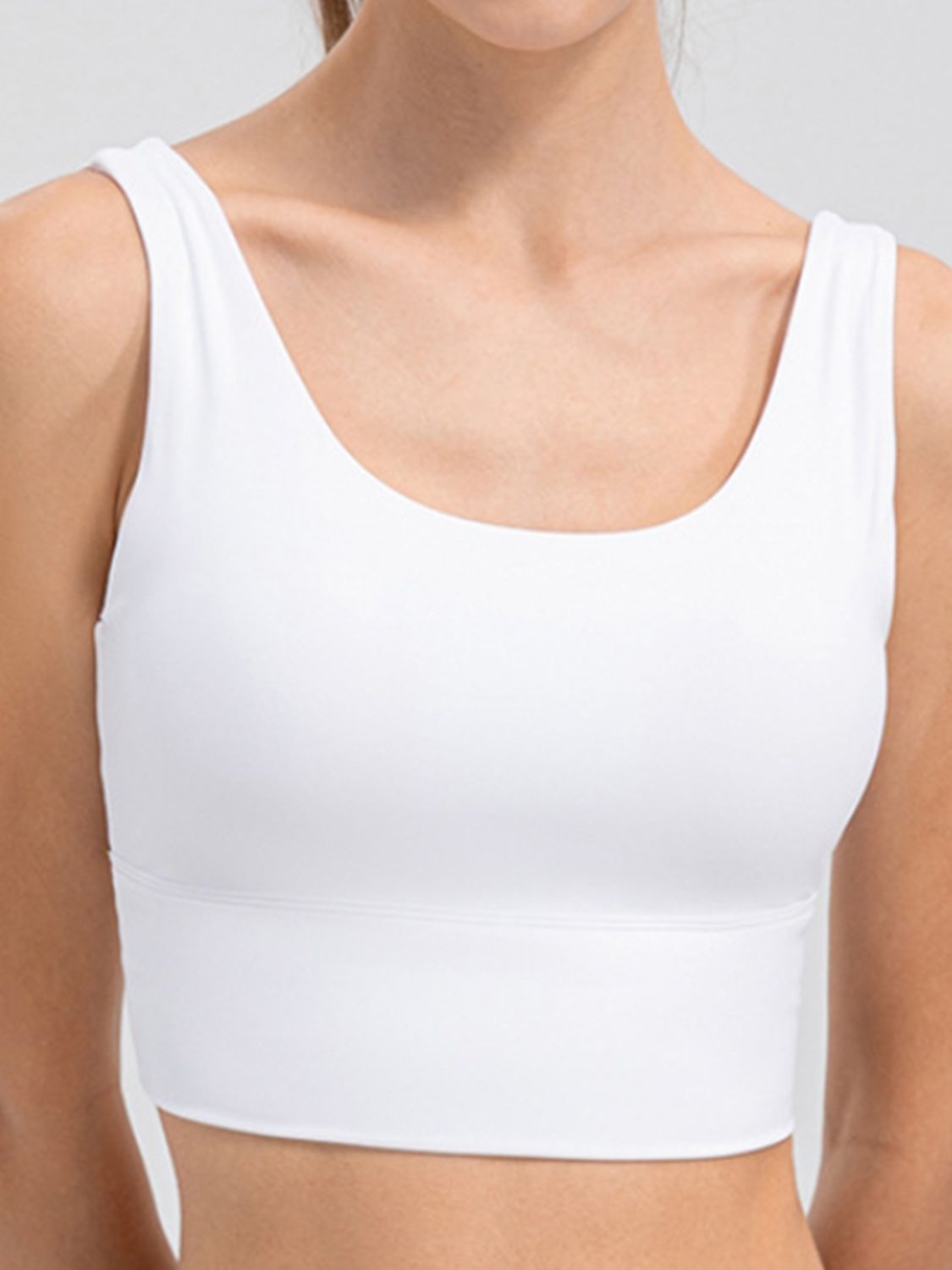 Scoop Neck Wide Strap Active Bra