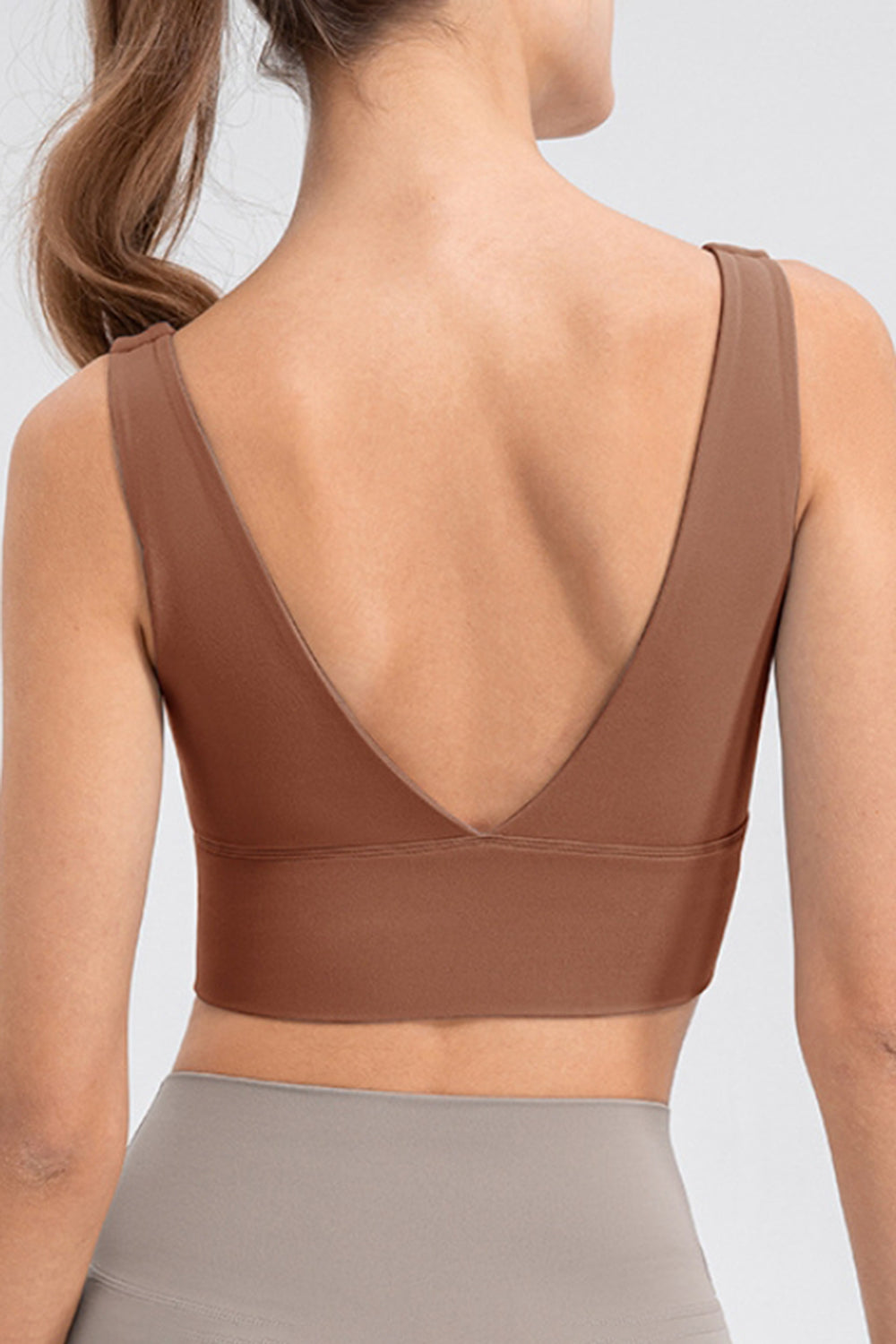 Scoop Neck Wide Strap Active Bra