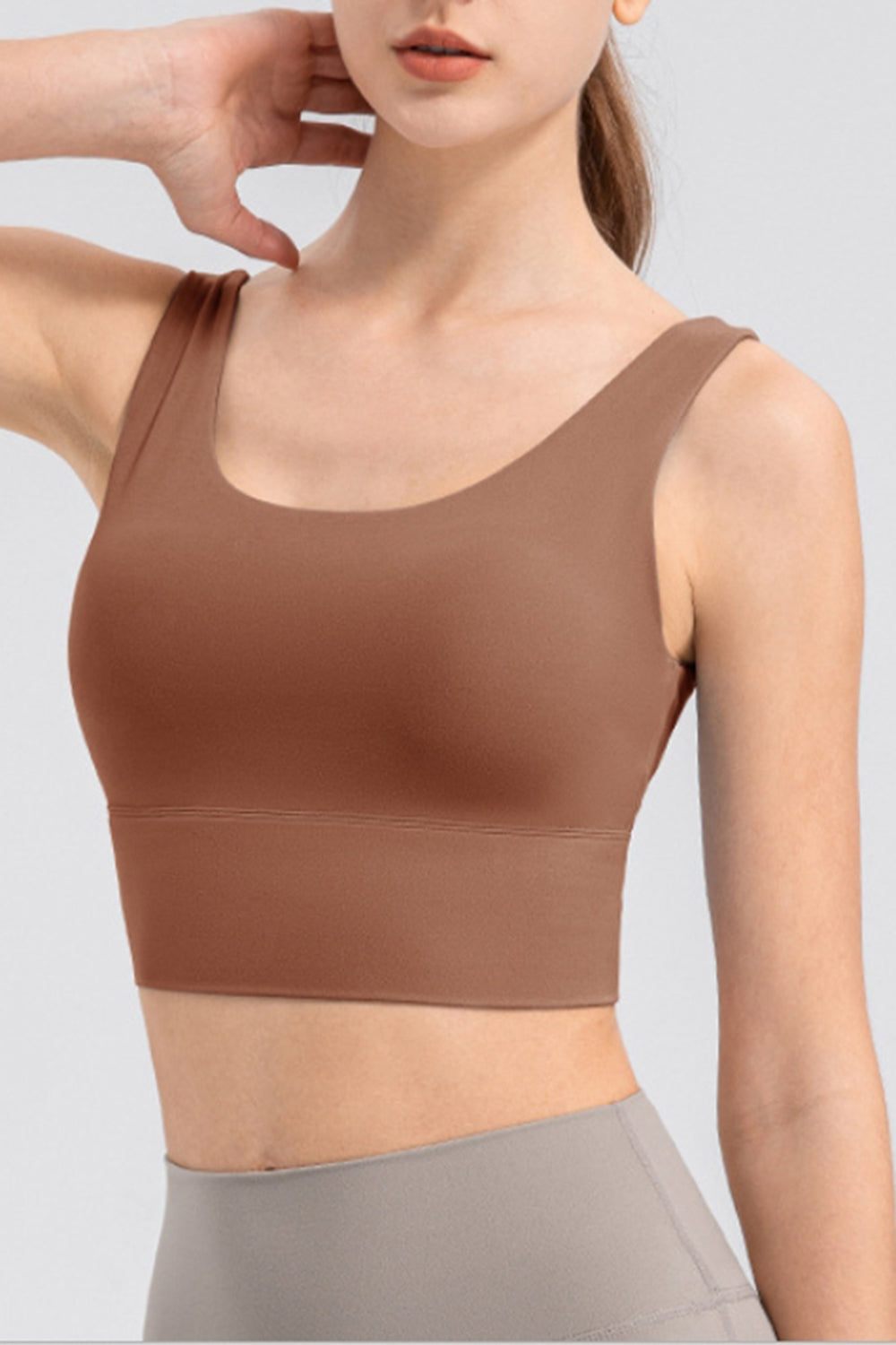 Scoop Neck Wide Strap Active Bra