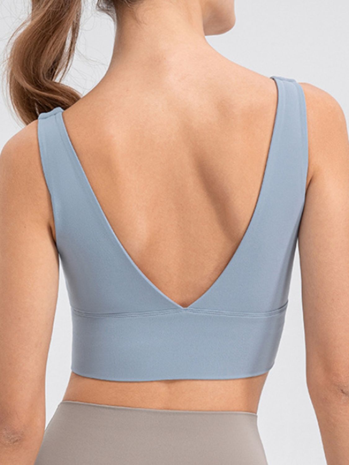 Scoop Neck Wide Strap Active Bra